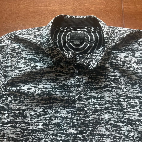 Billabong Button Up Shirt - Picture 2 of 3